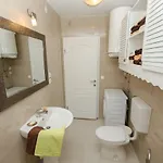 Diana Διαμέρισμα *