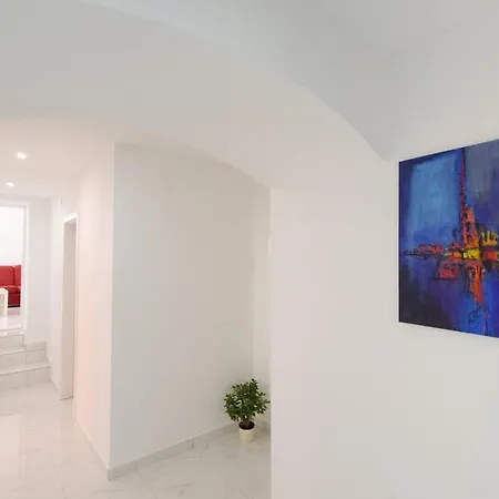 Diana 茨里克韦尼察